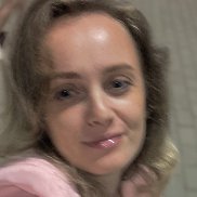 Viktoria, 44 , 