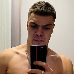 Denis, 31 ���, ����