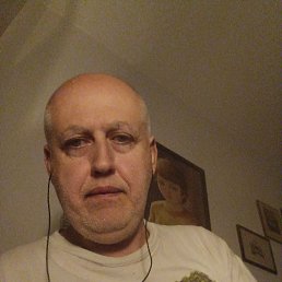 Gerry, 53, 