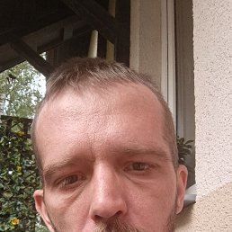 Henrijs, 37, 