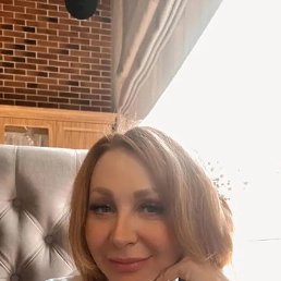 Yulia, 48, 