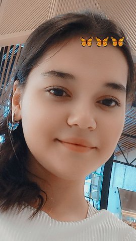Jasmina, 18 , 