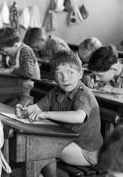 Записка имела самый безобидный вид. В ней по всем джентльменским законам должна была обнаружиться ...