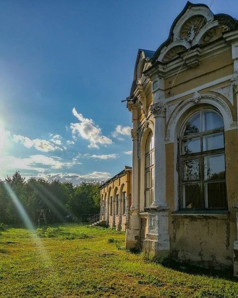 Любуемся старинной усадьбой Алтуфьево. Кстати, именно она дала имя станции метро, шоссе, а также ... - 2