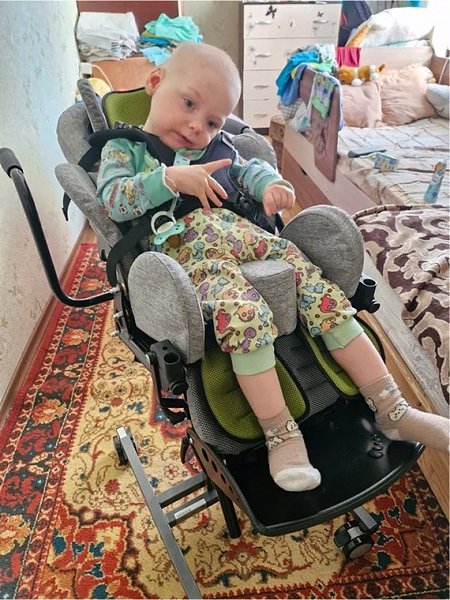 Он родился синим. 4400 грамм надежды — и тишина. Только слабый писк, как у котёнка. Через минуту — ...