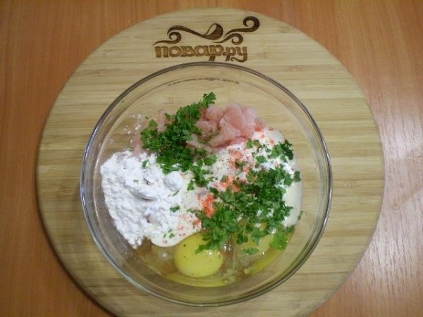 Котлеты из кусочков курицы.Чтобы приготовить котлеты, нужно куриное мясо очень мелко порезать ... - 4