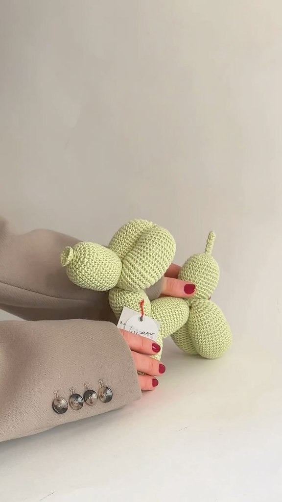 Мягкие интерьерные фигуры в виде собак из трикотажа — пример того, как даже простая форма может ... - 2