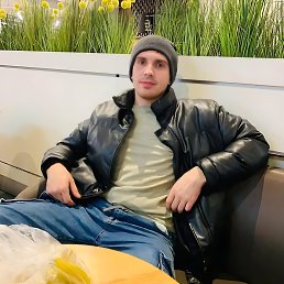 valik, 28, 