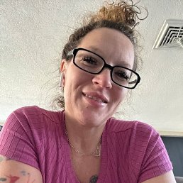 Marina, 37, 