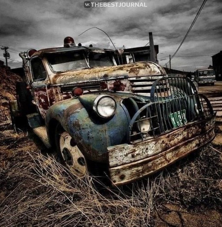 Деревня abandoned cars