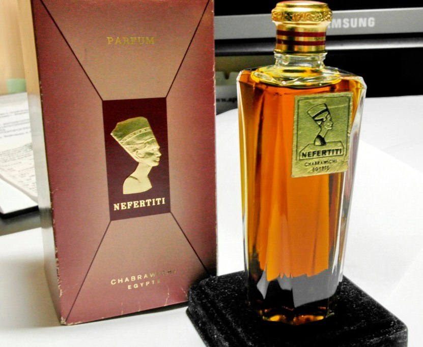  .  Nefertiti    1930  (    , , ...