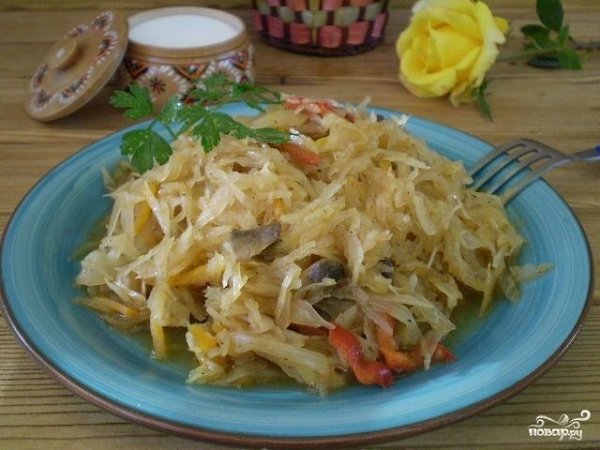 Солянка овощная.Для овощной солянки подойдут любые сезонные овощи. Измельчите их, сложите в кастрюлю ...
