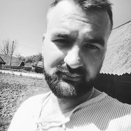 Anatolii, 25, 