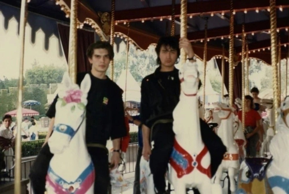  1989             .  ... - 4