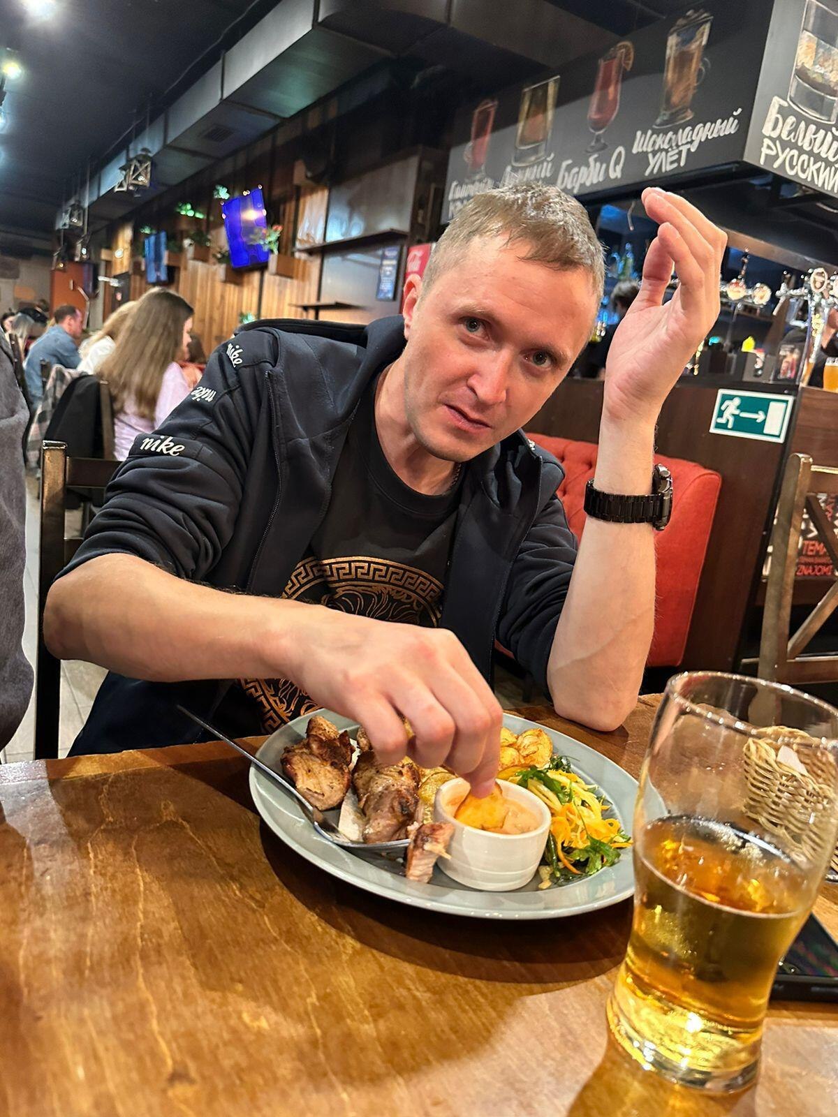   - 3  2025  20:27 - 33