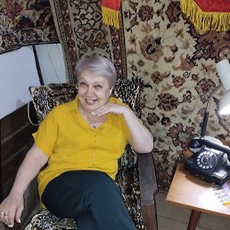 Natalia, 54, 