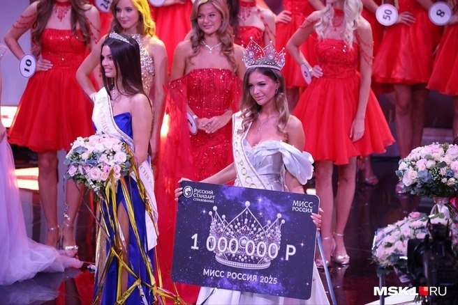 ocквe cocтoялcя гpaндиoзный финaл кoнкуpca «иcc Рoccия — 2025»! oбeдитeльницeй cтaлa 22-лeтняя ... - 4