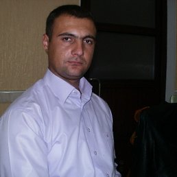 Dan, 44, 