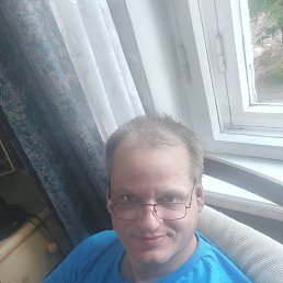 Andrei, 46, 