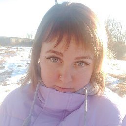 Lena, 27, 