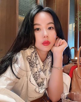 Jenny, 35 , 