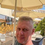 Oleg, 47 , 