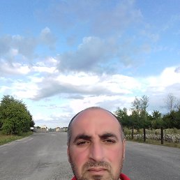 paata, 43, 