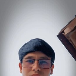 Ali, 21, 