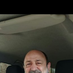 Roman, 41, 