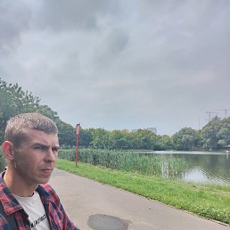 Misha, 29, 