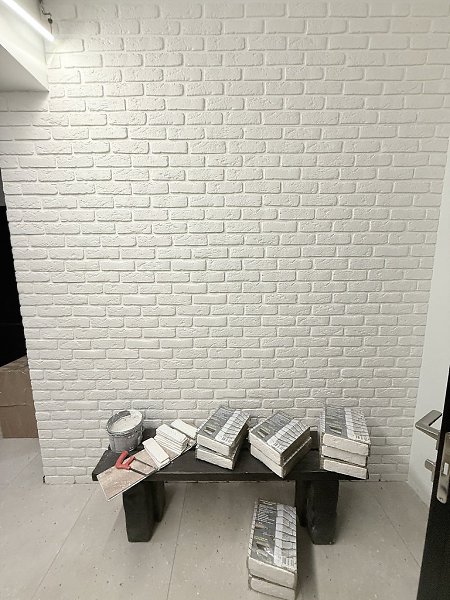 Смотрите, что есть во всех магазинах Доброцен, декоративный камень из гипса за 309 рублей. - 2