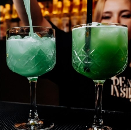 Smoke Inn  :    .    -  ... - 6