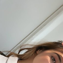 Camzz, 27, 