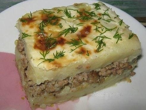 Картофельная запеканка с фаршем и сыром.Ингредиенты :Для пюре:Картофель (средний) – 10 шт.Молоко – ...