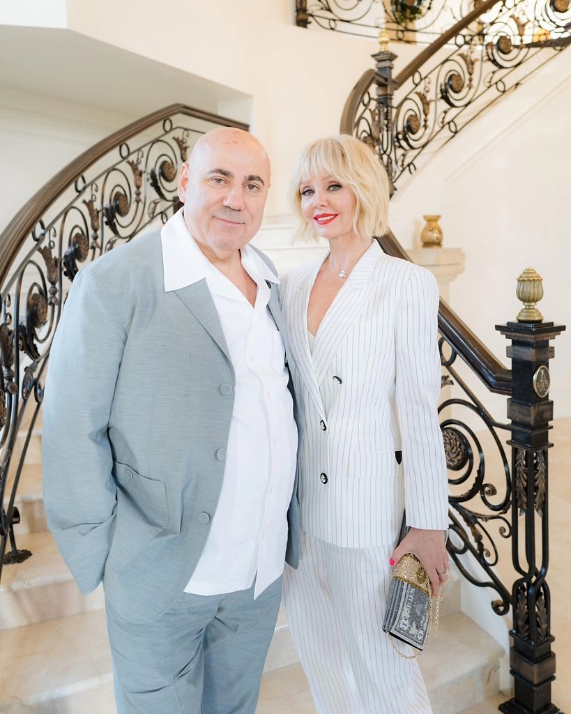 Как вам новое творчество Валерии и Иосифа Пригожина.Валерия показала нам, как избивает Иосифа ... - 2