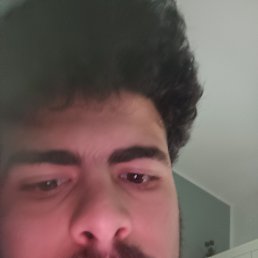 Simone, 21, 