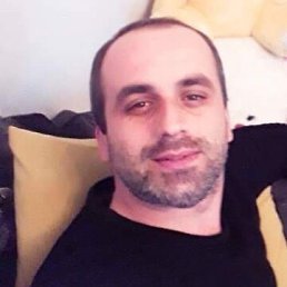raul, 41, 