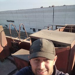 Izzatbek Hudayberdiyew, �����, 35 ���