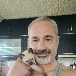 Jonathan, 52, 