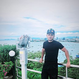 Jason, 29, 