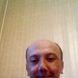 Oleg, 37, 