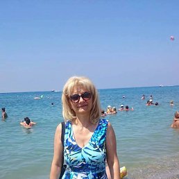 Narine, 56, 