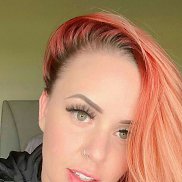 Linda, 32 , 