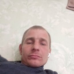 Vasilij, 36, 