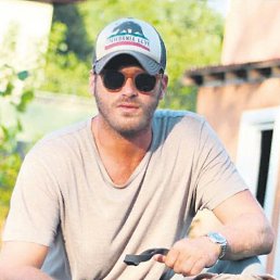 Devid, 52, 