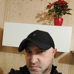 Alexander, 40, 