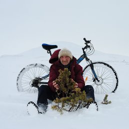 Sasha, 65, 