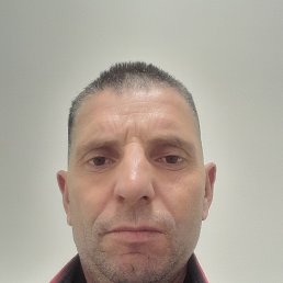 Albani, 44, 