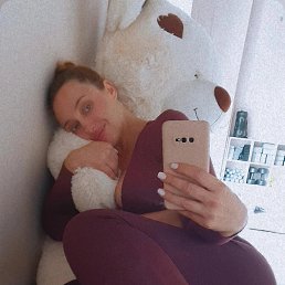  Anna, , 38  -  15  2025