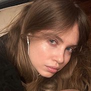 Tina, 35 , 